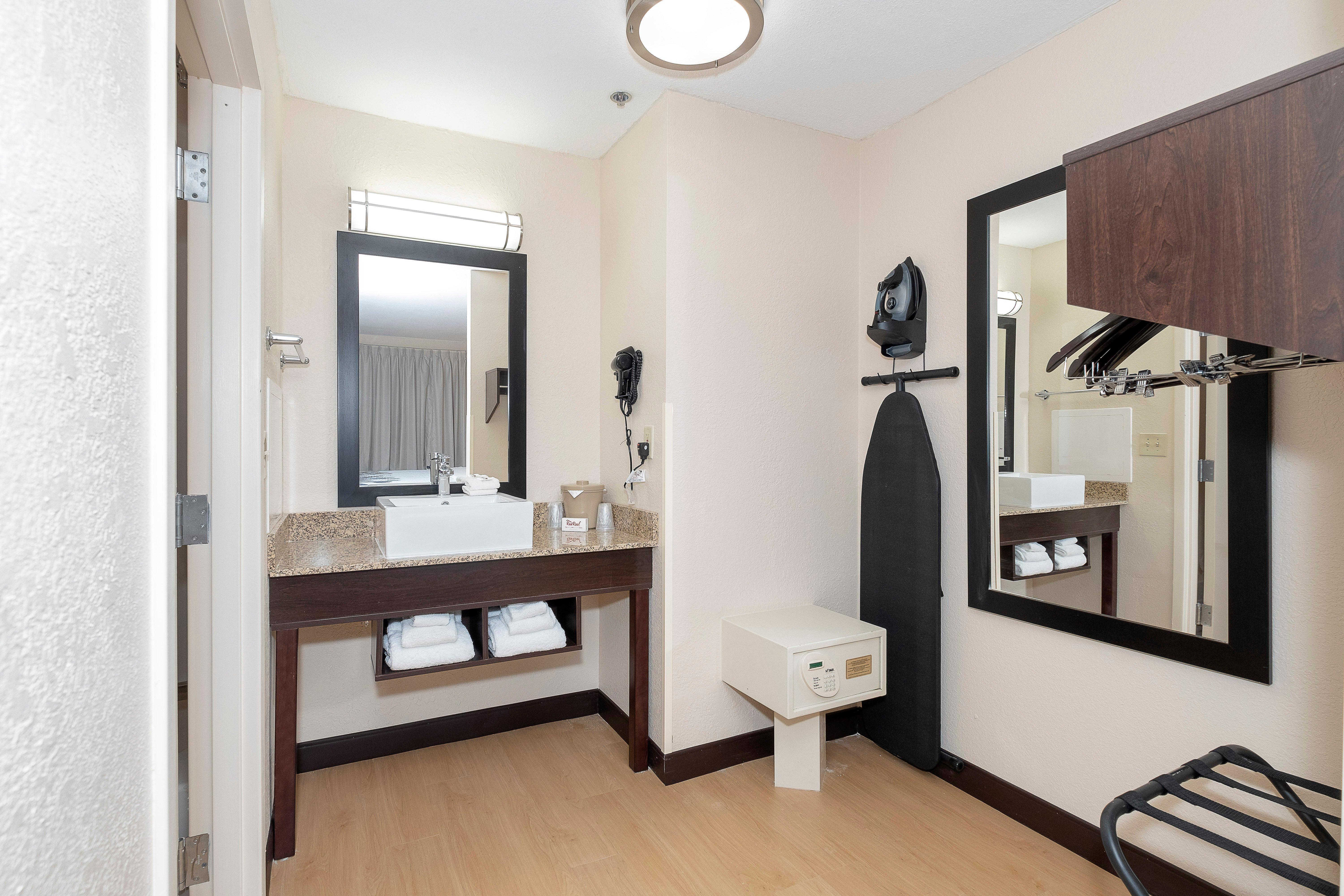 เรด รูฟ พลัส+ แจ็คสันวิลล์ - เซาท์พอยต์ Hotel แจ็กสันวิลล์ ภายนอก รูปภาพ